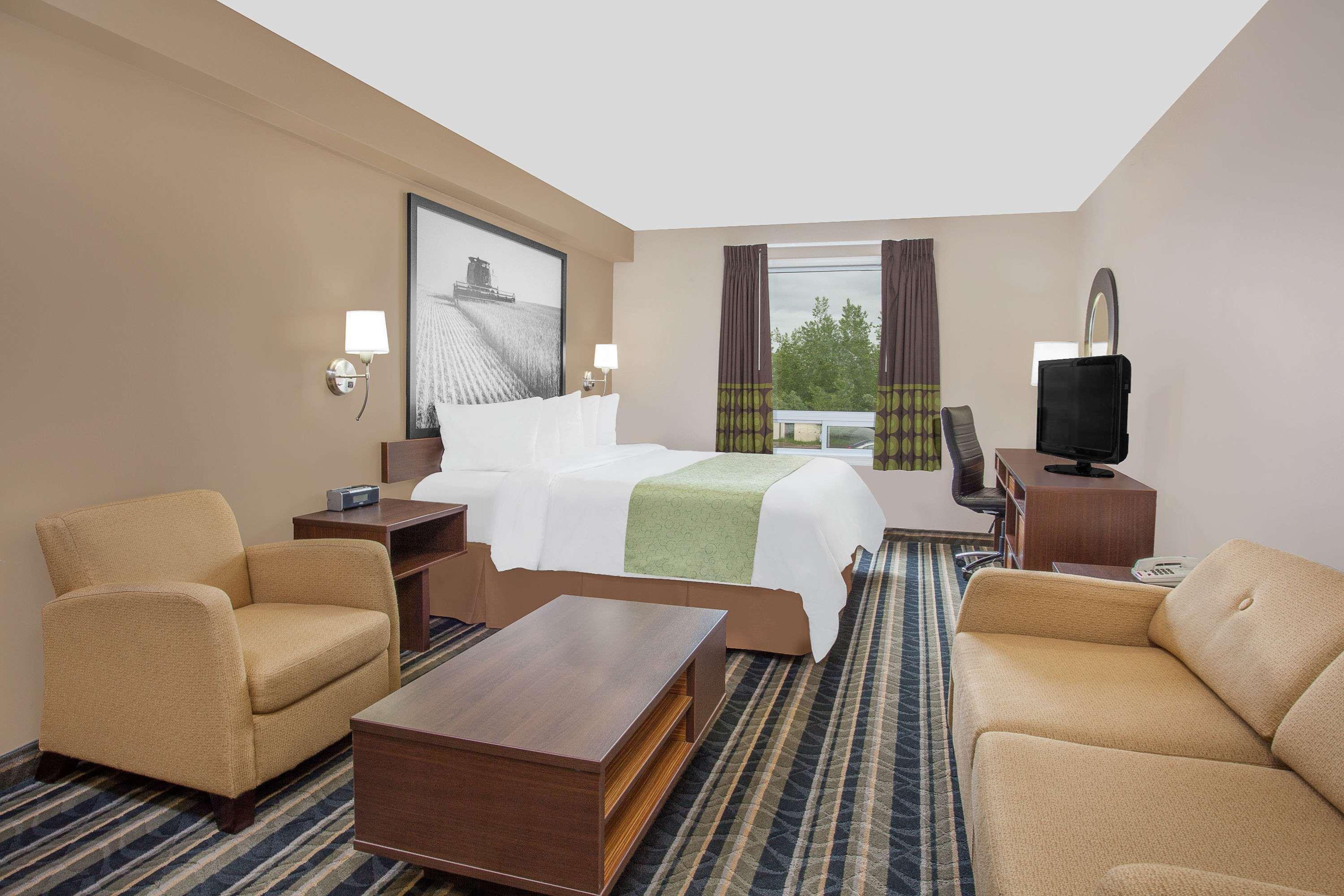 Super 8 By Wyndham Brandon Mb Motel Kültér fotó